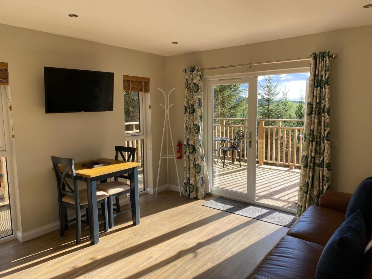 Acorn Lodge With Hot Tub Cupar Luaran gambar